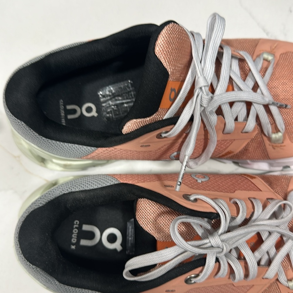 On Running Peach and White Women's Sneakers - Picture 5 of 10